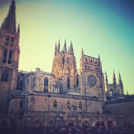 Lägenhet La Ventana De La Catedral *